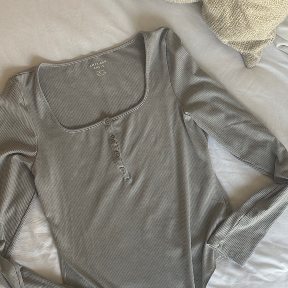 American Eagle Outfitters Gray Ribbed Bodysuit - Picture 1 of 5